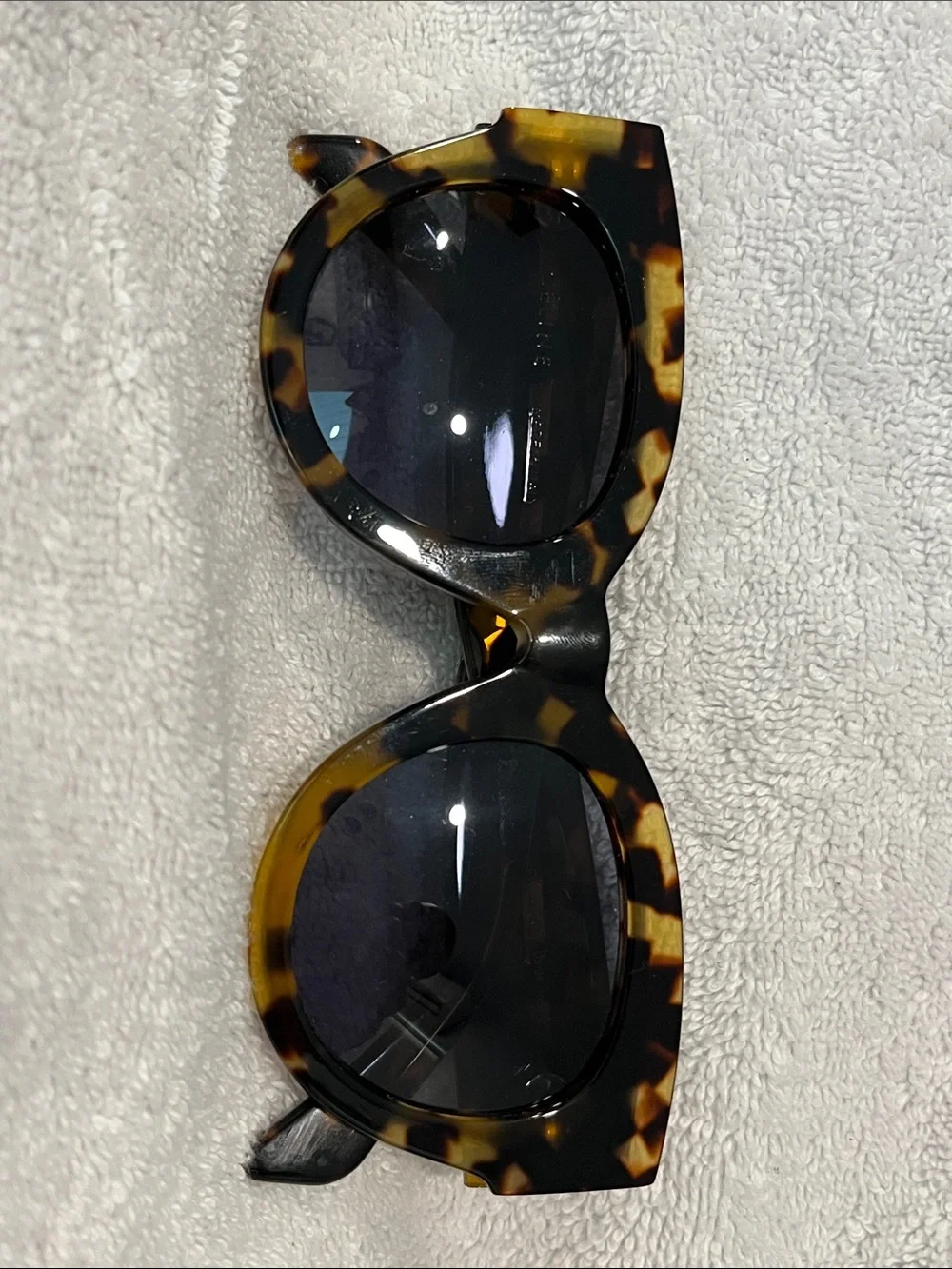 Celine tortoiseshell Cat Eye Sunglasses - Brown